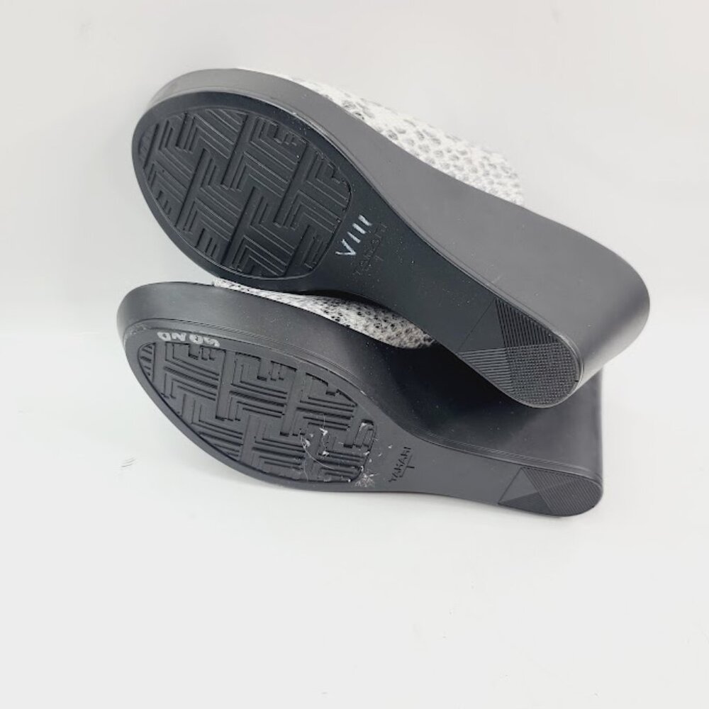 Tahari Women's Black Gray Mylana Snake‎ Skin Wedge Slide Sandal Size 8 - Picture 5 of 7